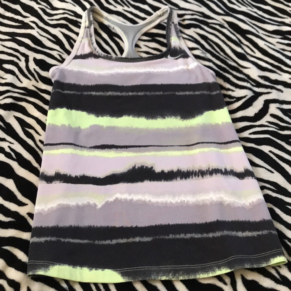 XS Nike tank